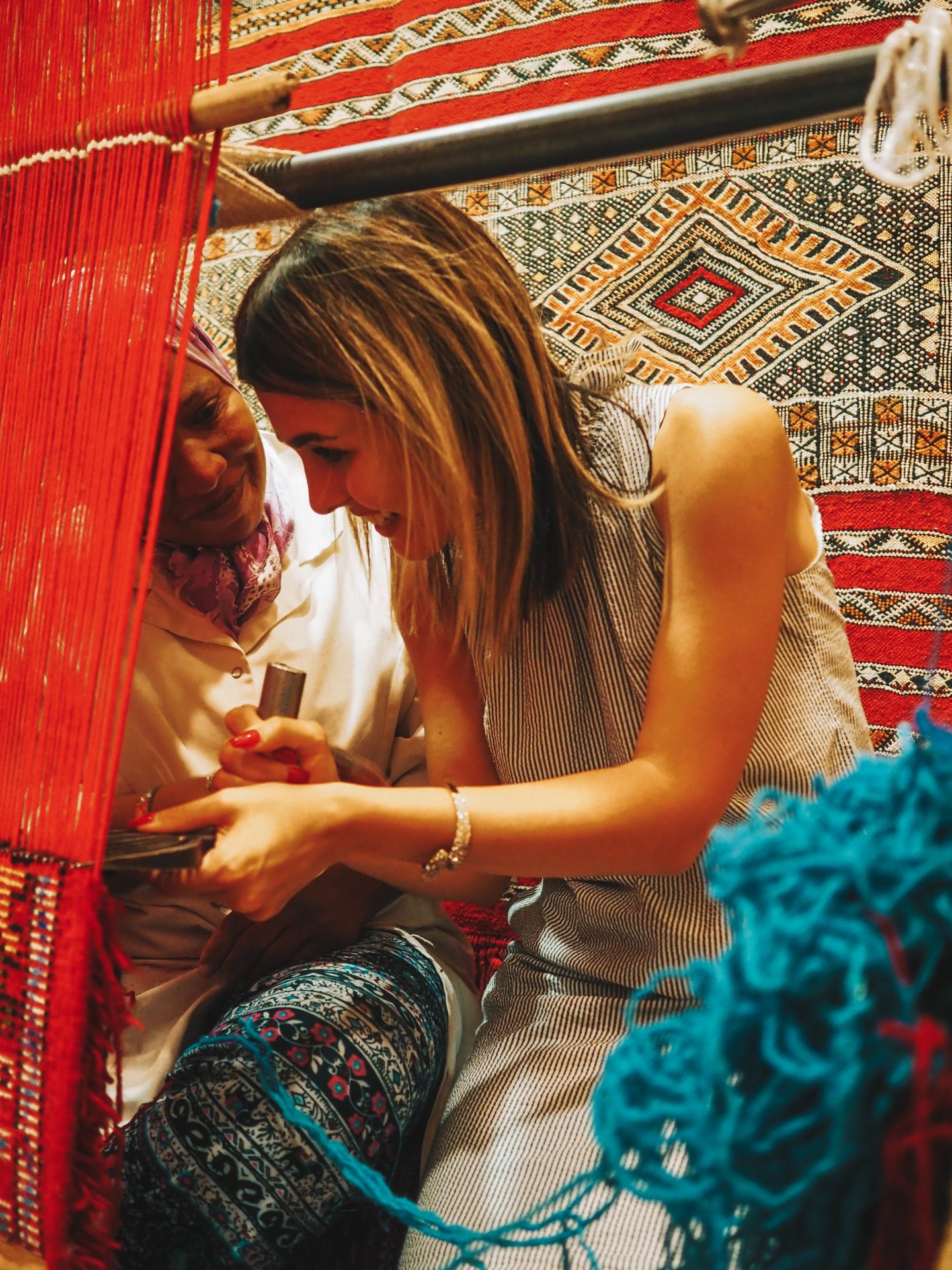 Making a Moroccan carpet with local women