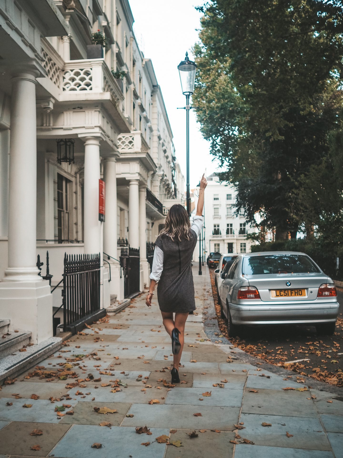 Walking through Knightsbridge - a picture taken with my camera equipment